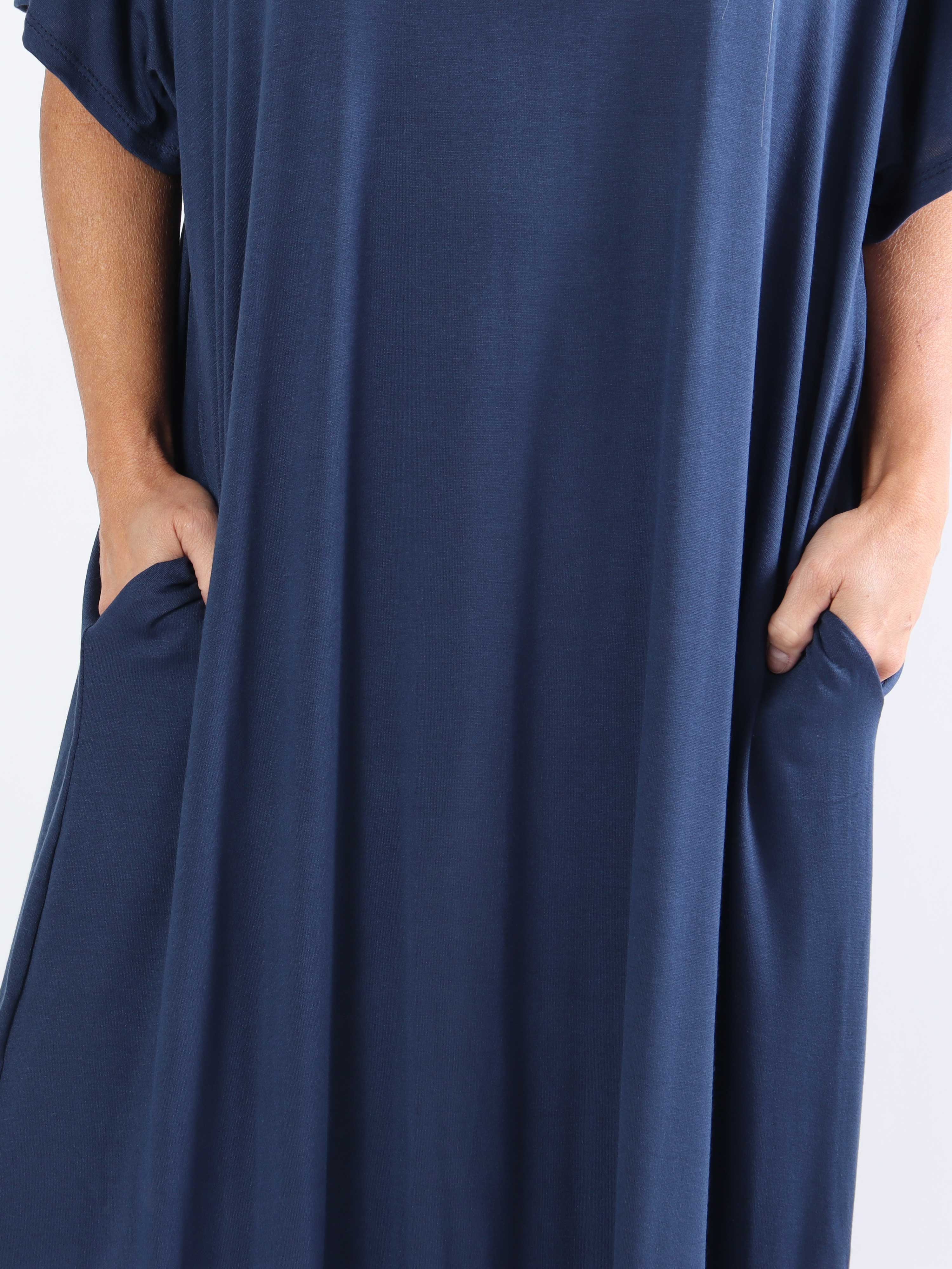 Abbie - Lang plus size t-shirtkjole i åndbart viskose stof